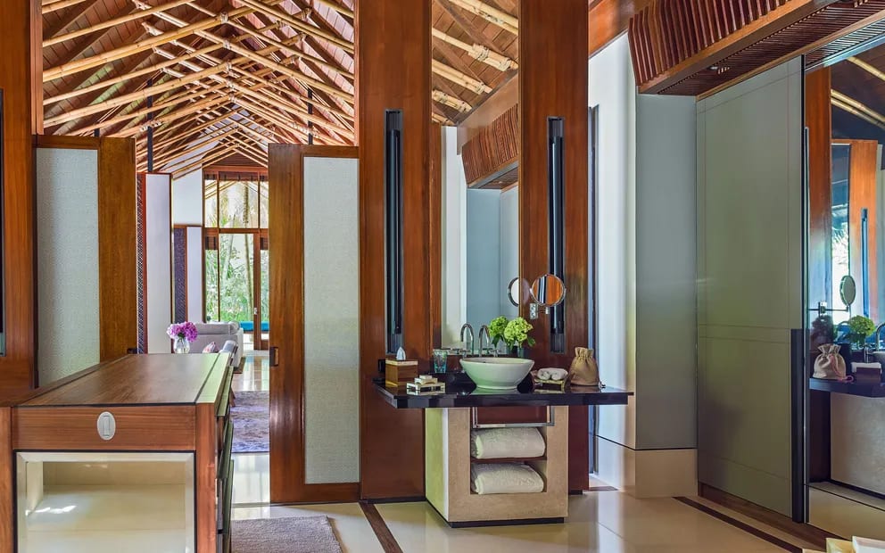 Grand Beach Villa with Pool · One bedroom · 440 sqm